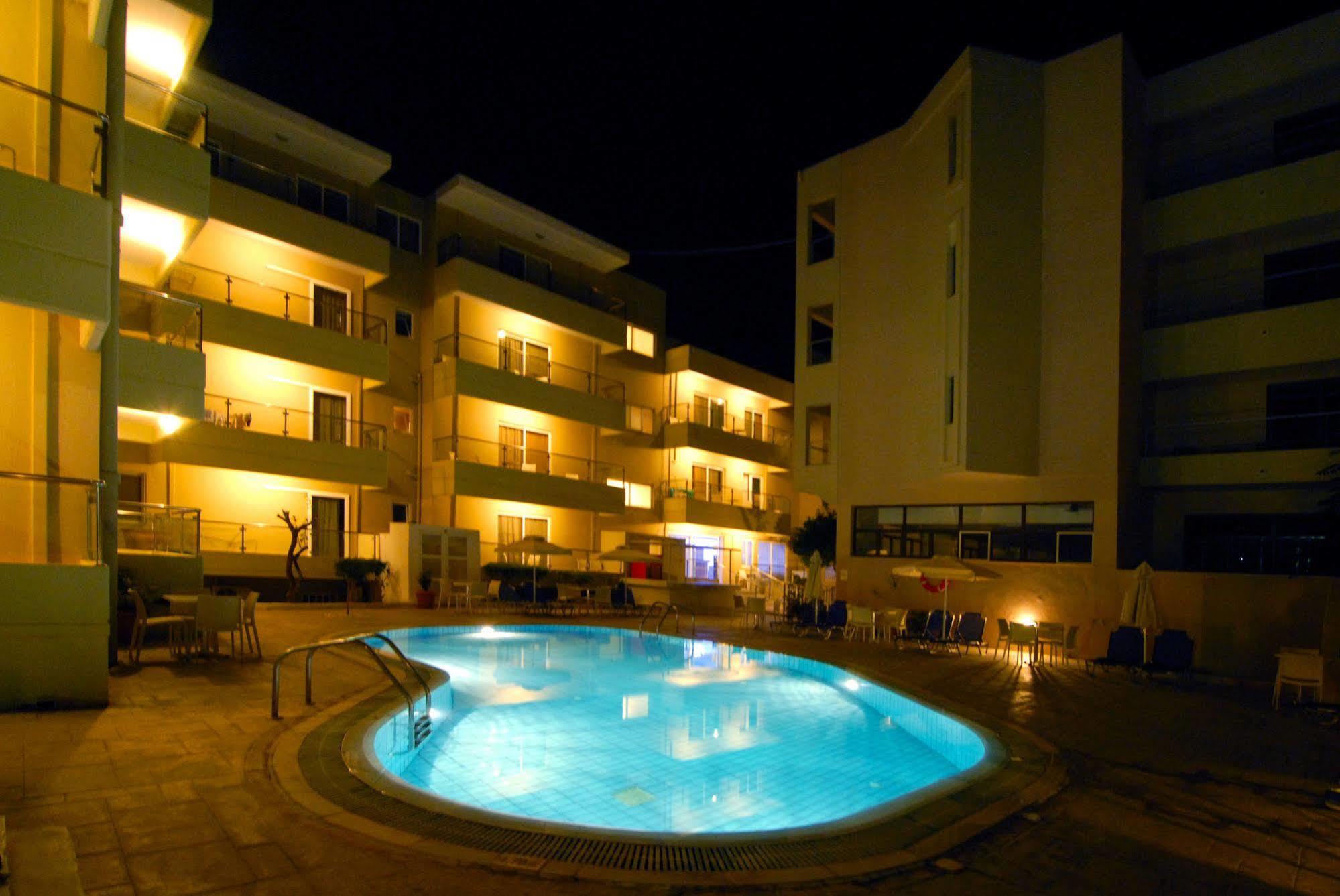 Michel Apartments Cidade de Kos Exterior foto